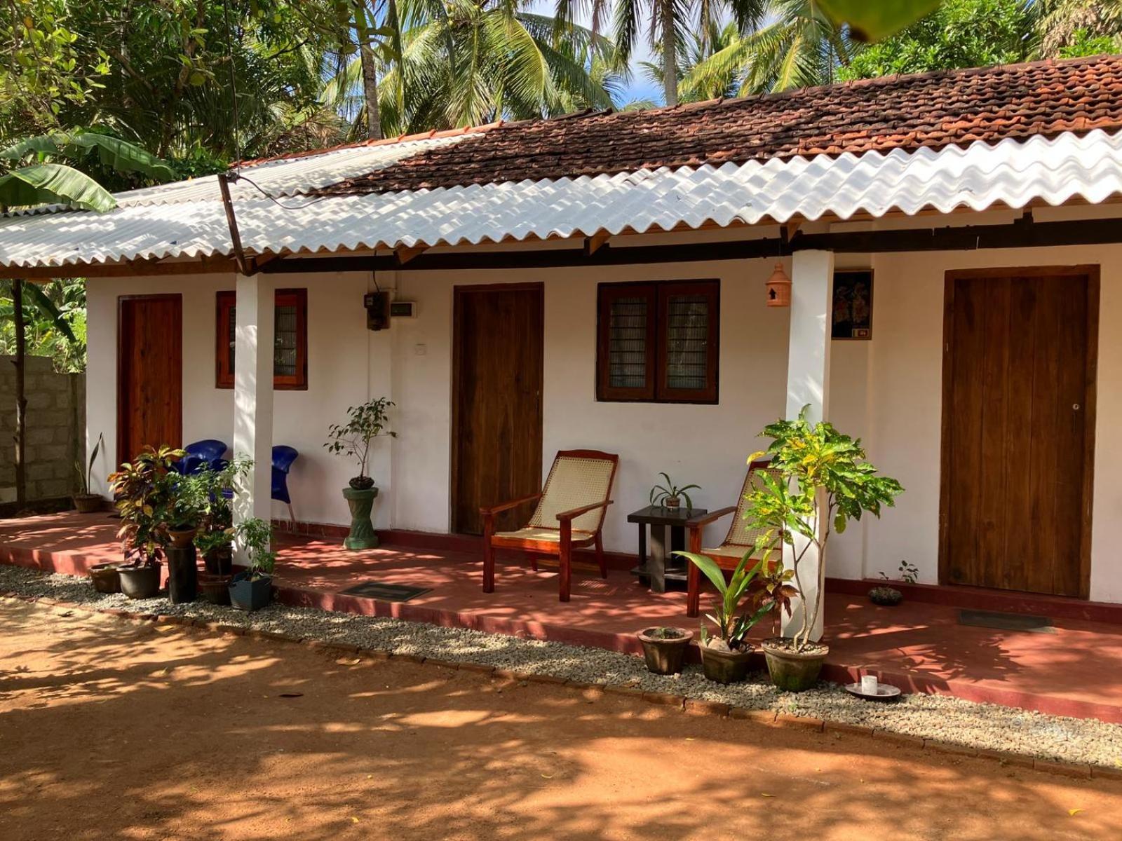 Lake House Homestay Anuradhapura Eksteriør billede