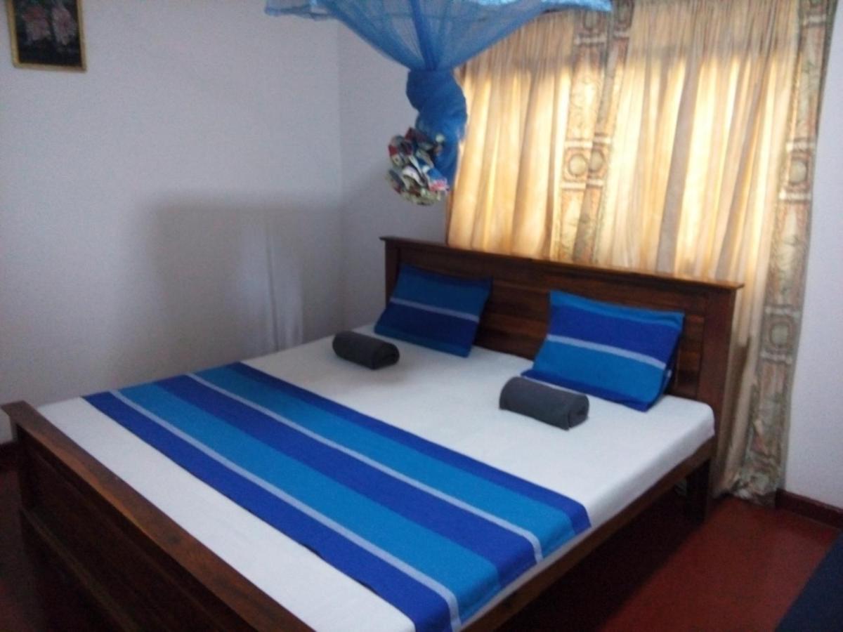 Lake House Homestay Anuradhapura Eksteriør billede
