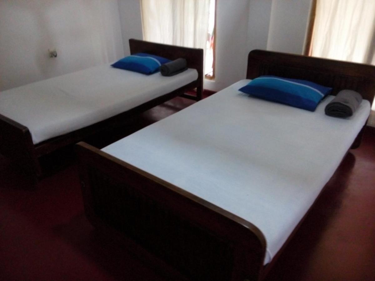 Lake House Homestay Anuradhapura Eksteriør billede