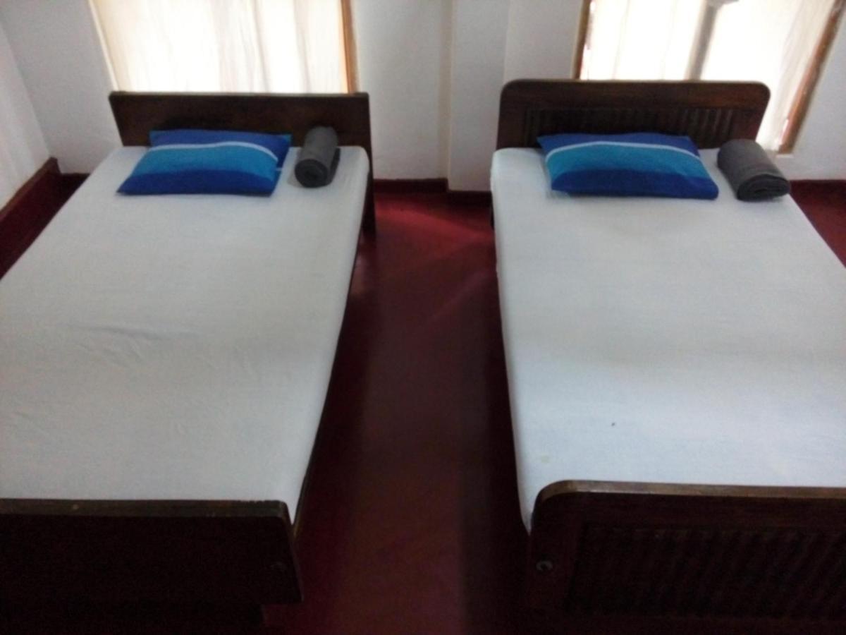 Lake House Homestay Anuradhapura Eksteriør billede